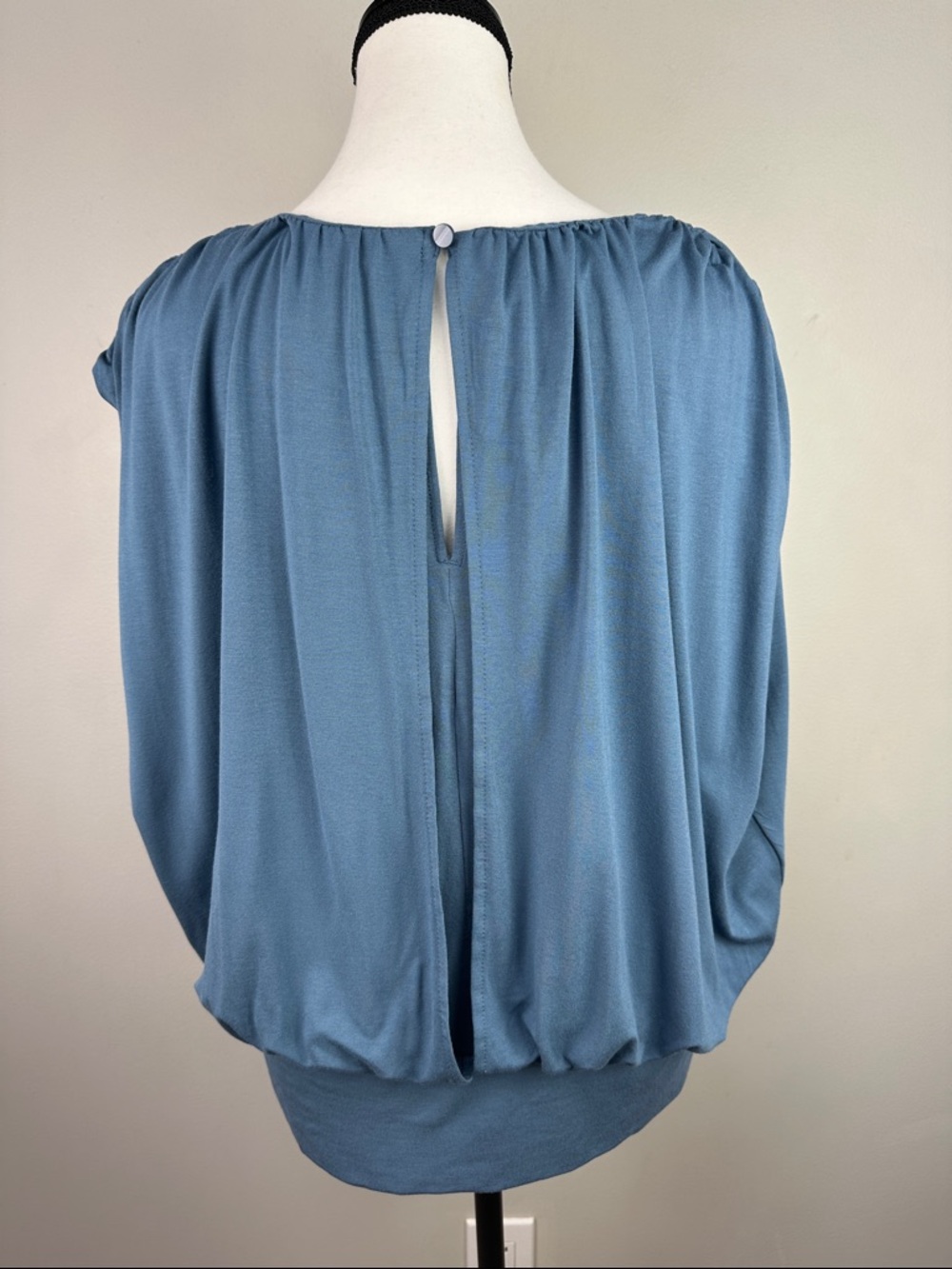 Banana Republic Factory Shirred Top in Preppy Navy NEW! - Picture 8 of 9